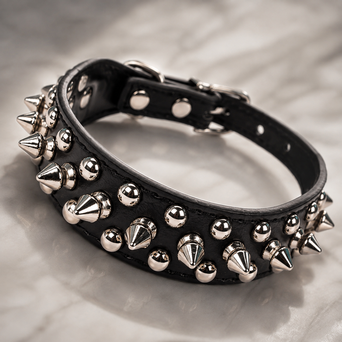 Collier Large Style Clouté pour Grand Chien