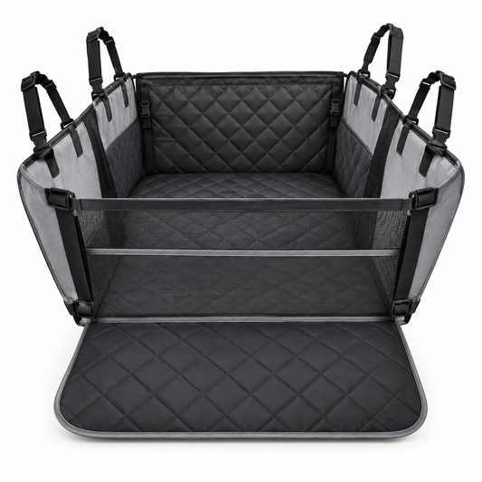 Hamac de voiture imperméable pour chien installé sur la banquette arrière