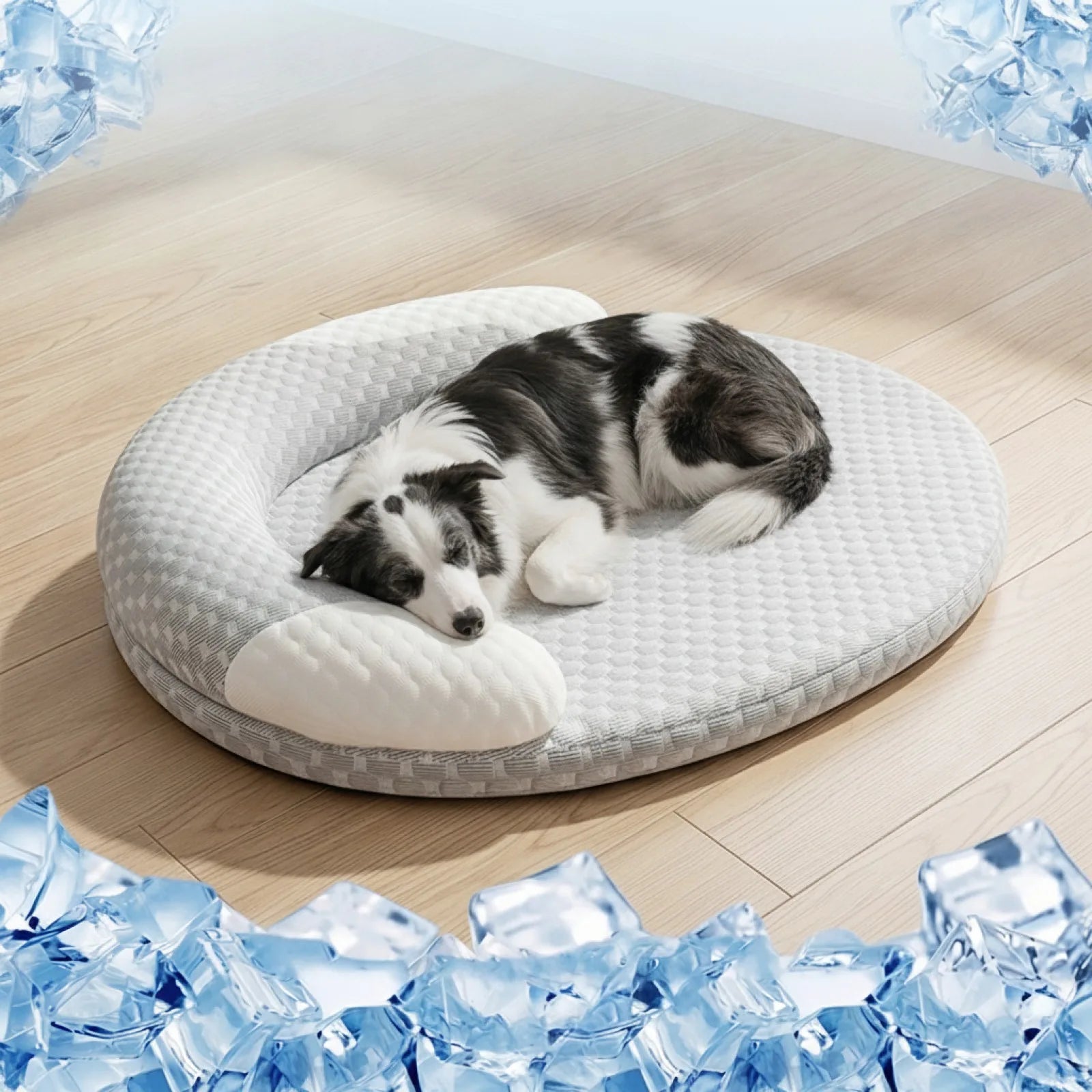 Tapis rafraîchissant soie glacée pour chien et chat - vue de biais